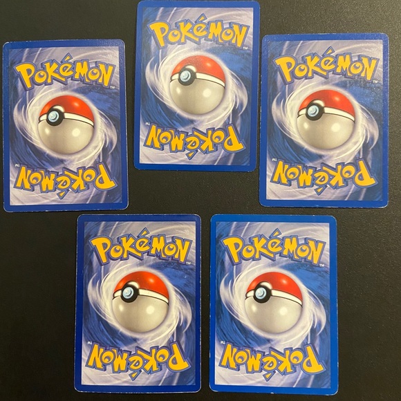 Blastoise Base Set 2 Bundle - Picture 2 of 11